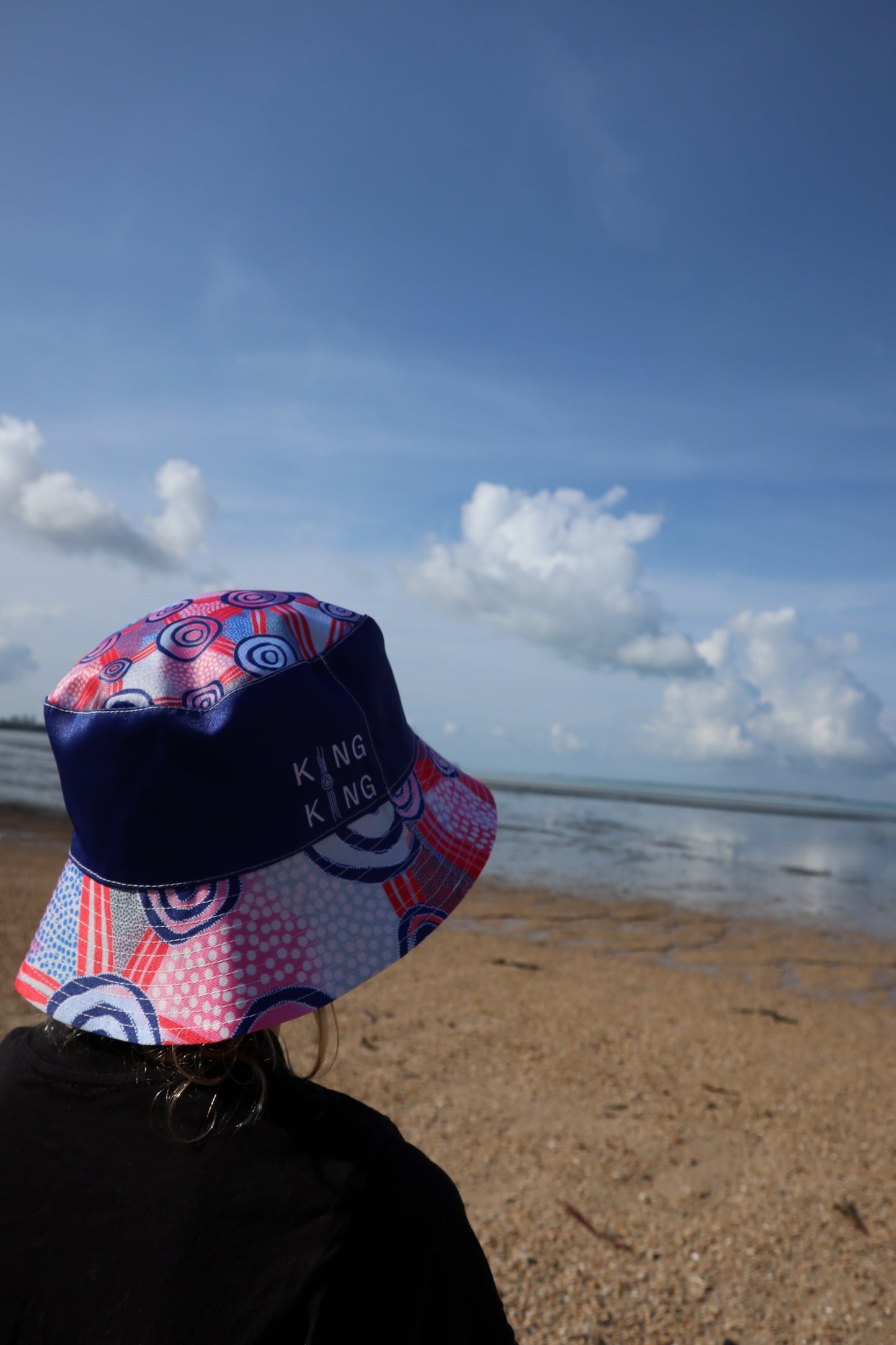 'Connect' | Bucket Hat