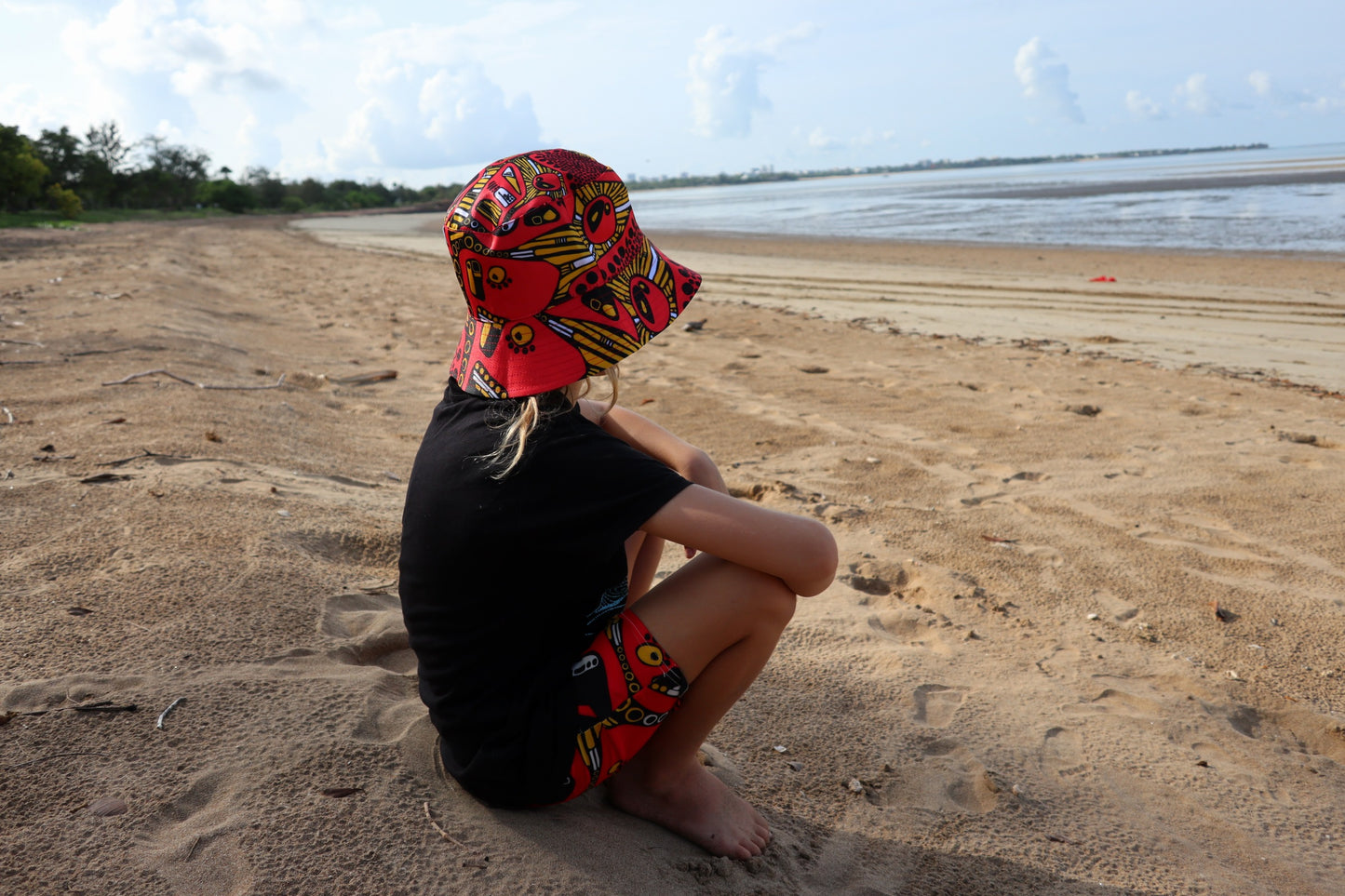 'Bold Land' | Bucket Hat