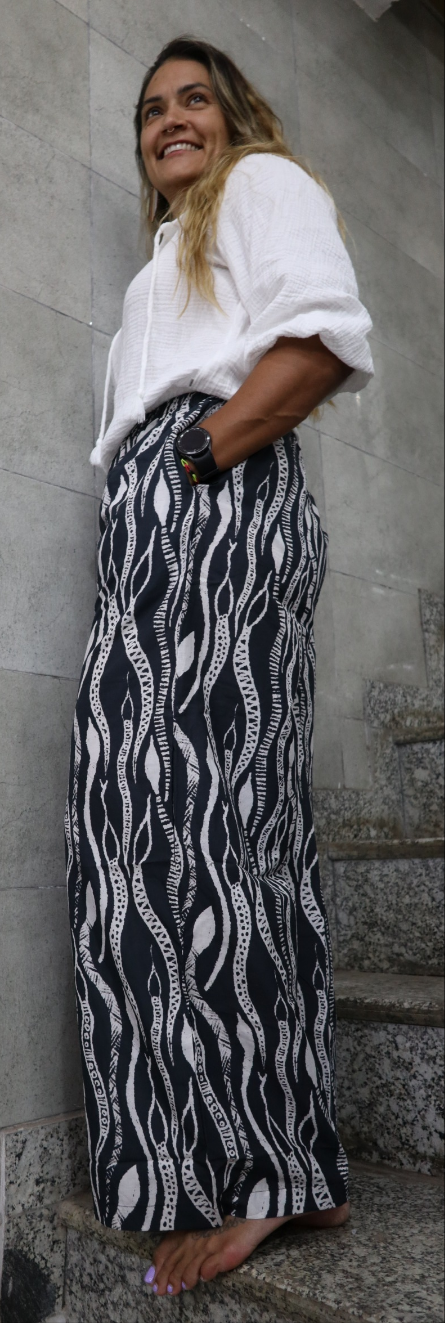 Sarrita King | Pants | Slither Blak & White