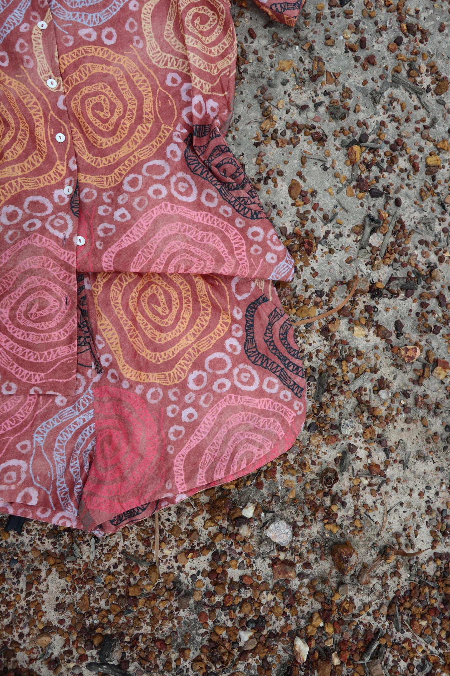 Sarrita King | Short Sleeve Shirt | Strike