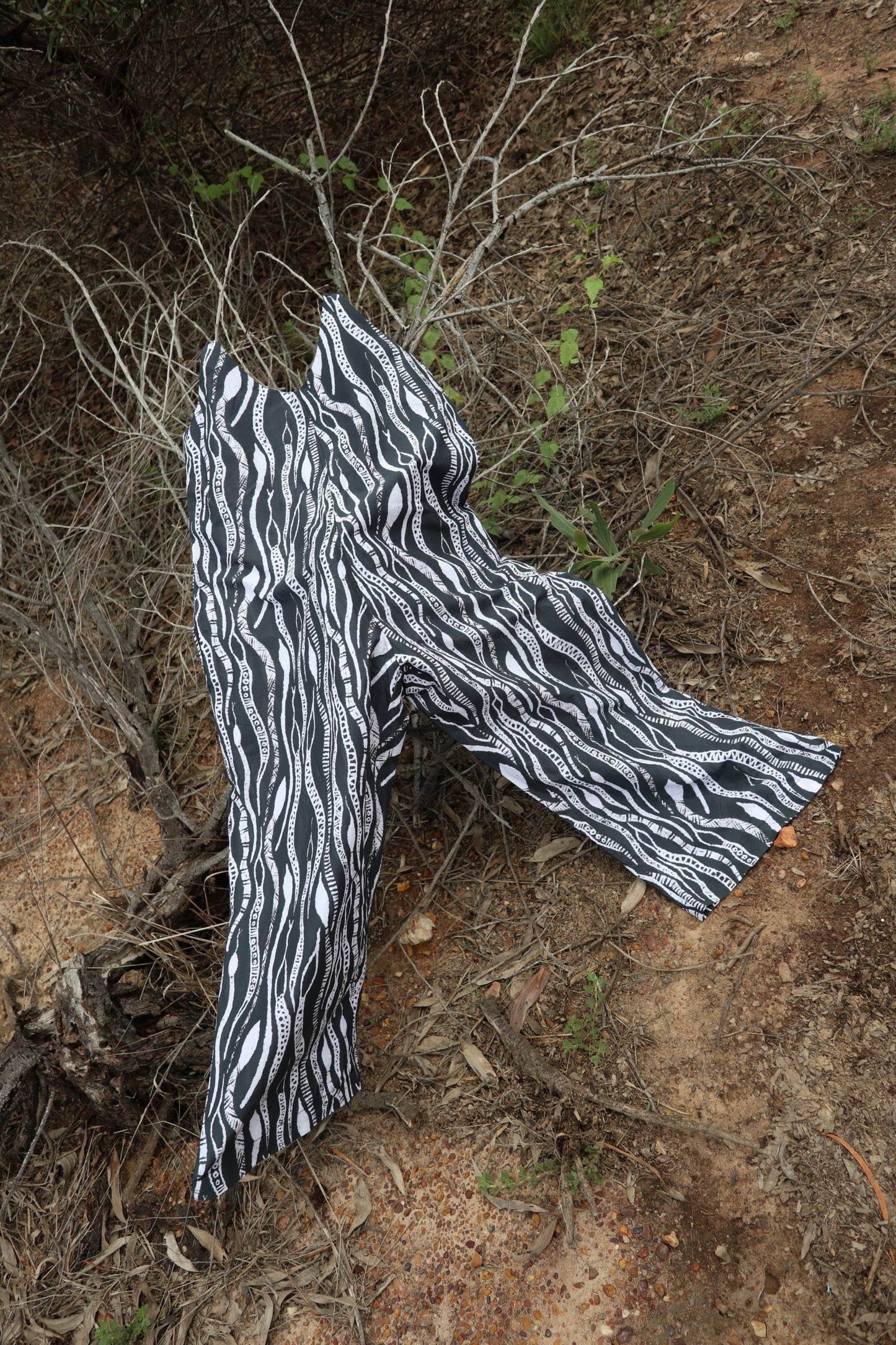 Sarrita King | Jumpsuit | Slither | Blak & White