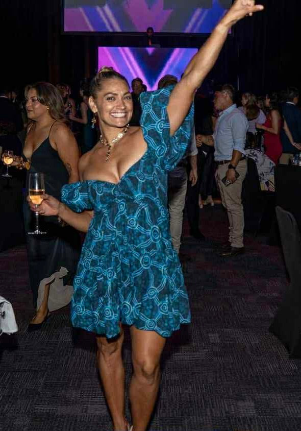 The Sarrita dress - short