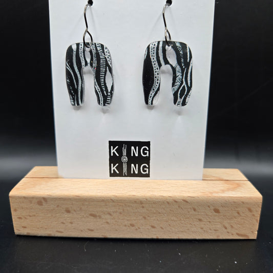 Slither Blak & White