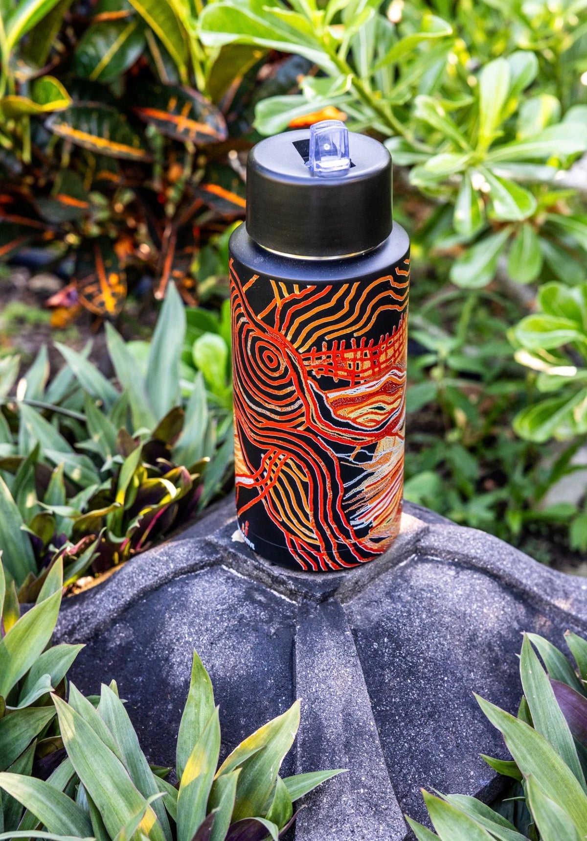 Calling Blak 1L- 32oz Water Bottle – Aboriginal Art