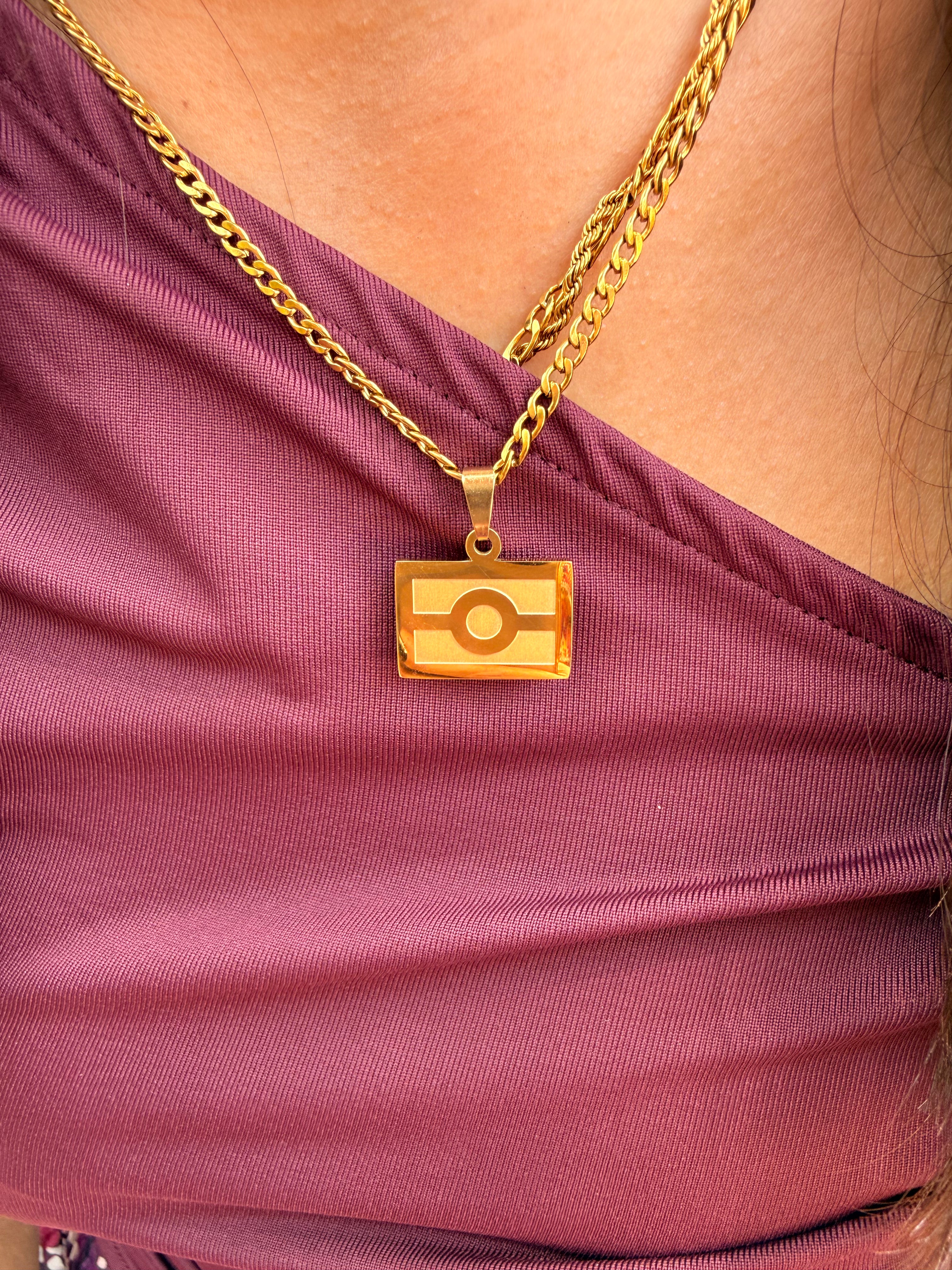 Small flag necklace