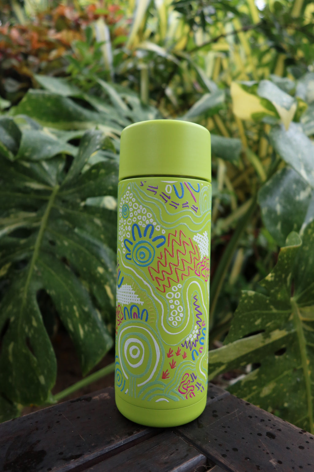 Tracking 590mL Water Bottle – Aboriginal Art